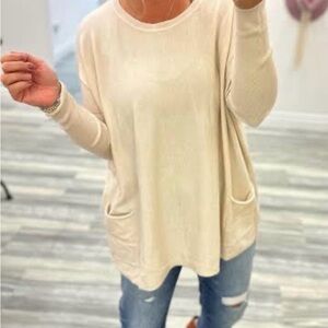 Tea n Rose Cream Long Sleeve Top